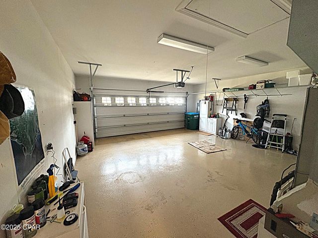 2548 Woods View Drive, Marianna, FL 32446