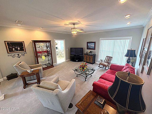 2548 Woods View Drive, Marianna, FL 32446