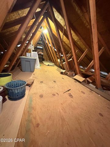 2548 Woods View Drive, Marianna, FL 32446