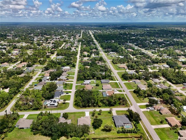 MONDAY TER MONDAY TER, North Port, FL 34286