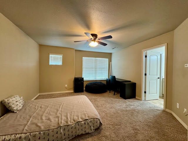 592 N Longfellow Lane, Fayetteville, AR 72704