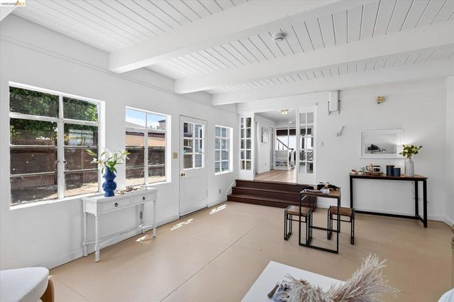 136 Craven St, Vallejo, CA 94590
