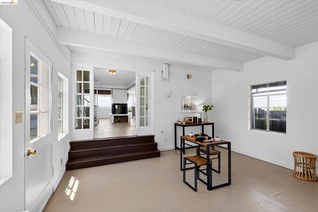 136 Craven St, Vallejo, CA 94590