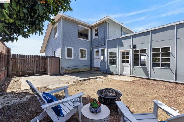 136 Craven St, Vallejo, CA 94590