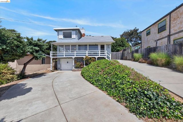 136 Craven St, Vallejo, CA 94590