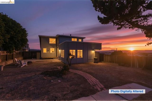 136 Craven St, Vallejo, CA 94590