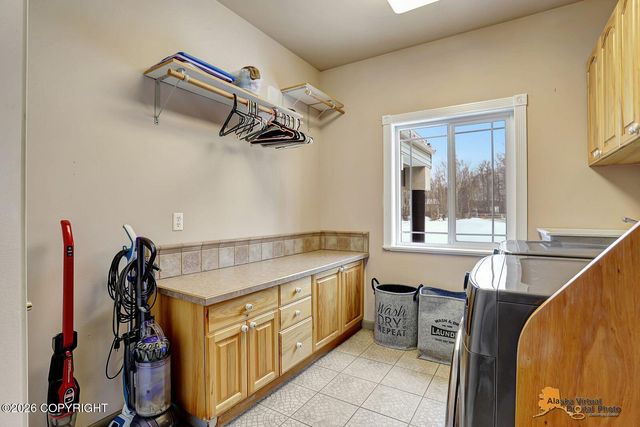 5403 N Sandalwood Lane, Palmer, AK 99645