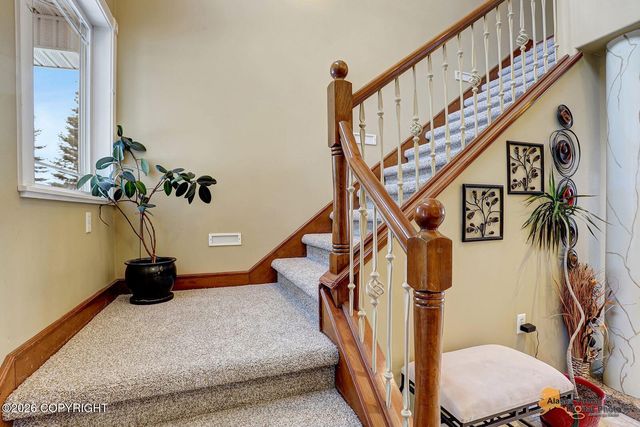 5403 N Sandalwood Lane, Palmer, AK 99645