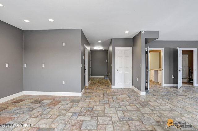 5403 N Sandalwood Lane, Palmer, AK 99645