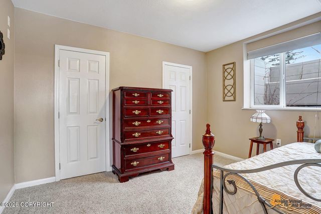 5403 N Sandalwood Lane, Palmer, AK 99645