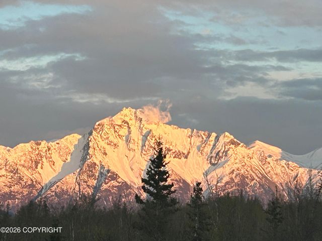 5403 N Sandalwood Lane, Palmer, AK 99645