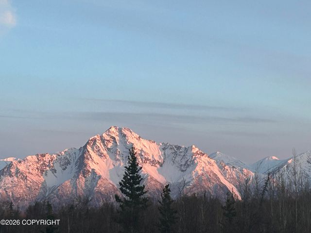 5403 N Sandalwood Lane, Palmer, AK 99645