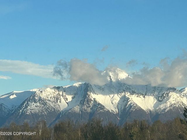 5403 N Sandalwood Lane, Palmer, AK 99645