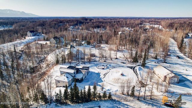 5403 N Sandalwood Lane, Palmer, AK 99645