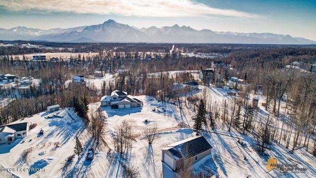 5403 N Sandalwood Lane, Palmer, AK 99645