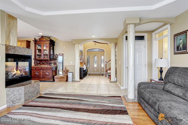 5403 N Sandalwood Lane, Palmer, AK 99645