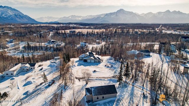 5403 N Sandalwood Lane, Palmer, AK 99645