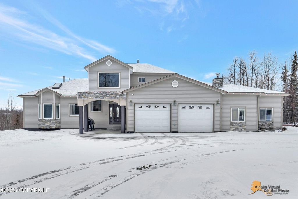 5403 N Sandalwood Lane, Palmer, AK 99645