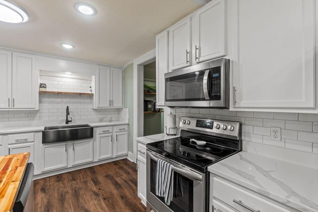109 W 4th Ave., Petal, MS 39465