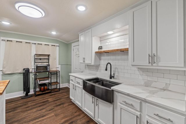 109 W 4th Ave., Petal, MS 39465