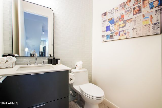 6900 E 1ST Avenue 1, Scottsdale, AZ 85251