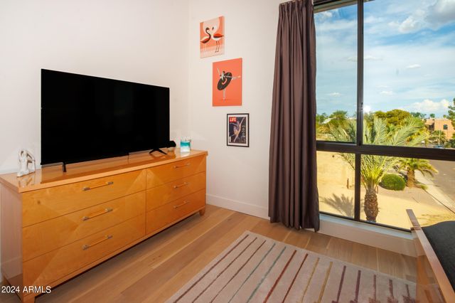 6900 E 1ST Avenue 1, Scottsdale, AZ 85251