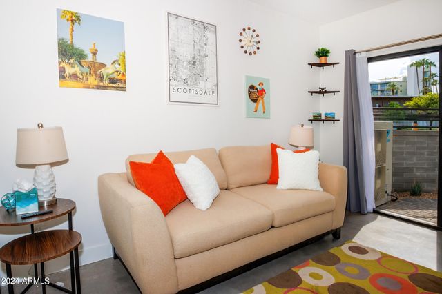 6900 E 1ST Avenue 1, Scottsdale, AZ 85251