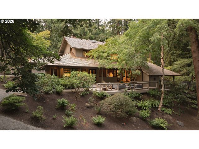 10950 Nw LOST PARK Dr, Portland, OR 97229