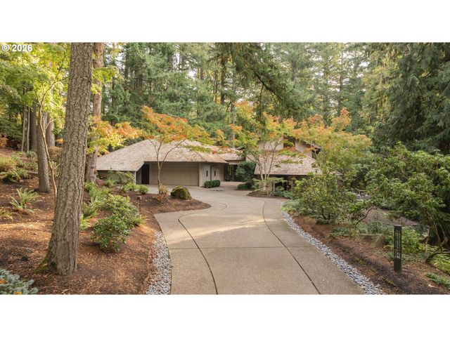 10950 Nw LOST PARK Dr, Portland, OR 97229