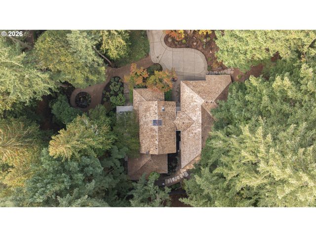 10950 Nw LOST PARK Dr, Portland, OR 97229