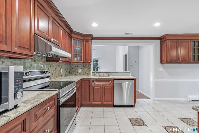 15 Maurice Street, Norwalk, CT 06851