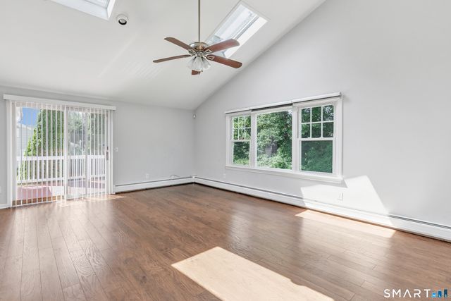 15 Maurice Street, Norwalk, CT 06851