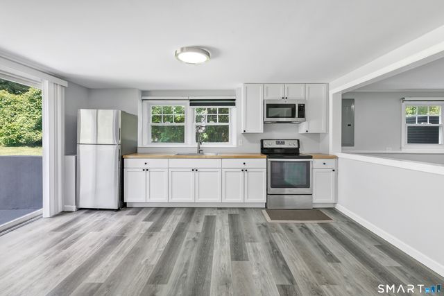 15 Maurice Street, Norwalk, CT 06851