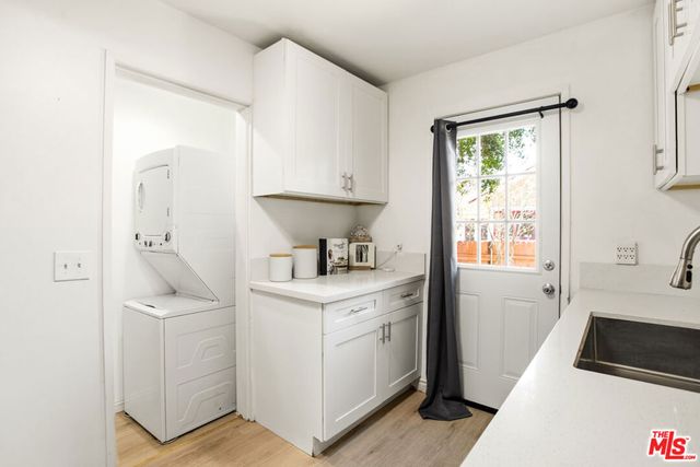 520 E Lime Avenue, Monrovia, CA 91016