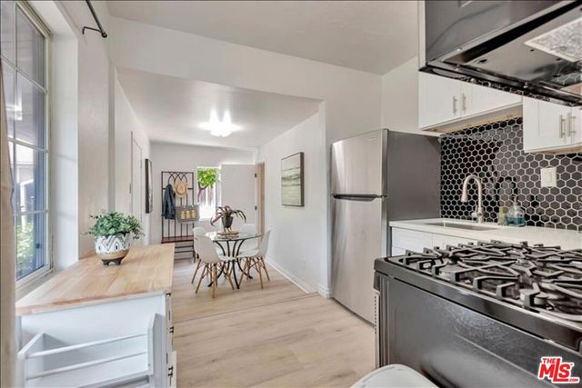 520 E Lime Avenue, Monrovia, CA 91016