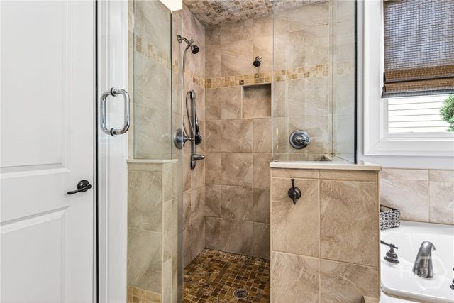 306 Horseshoe Bend, Statham, GA 30666
