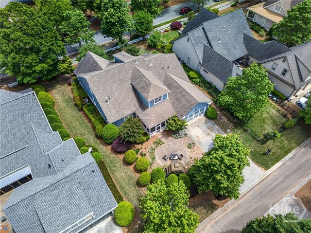 306 Horseshoe Bend, Statham, GA 30666