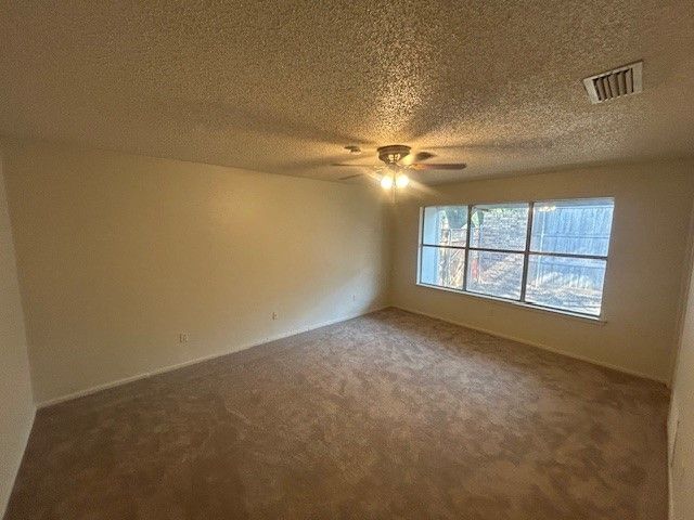 401 Towne House Lane, Richardson, TX 75081