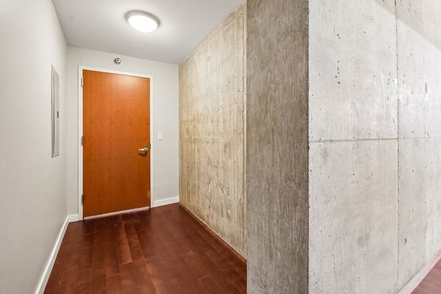 235 W Van Buren Street 1807, Chicago, IL 60607