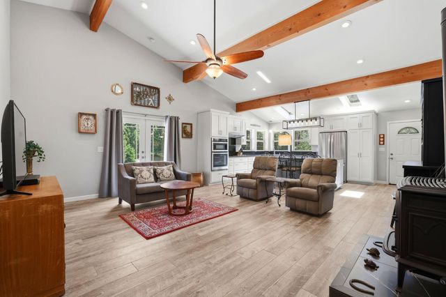 6000 Spanish Dry Diggins Rd, Georgetown, CA 95634
