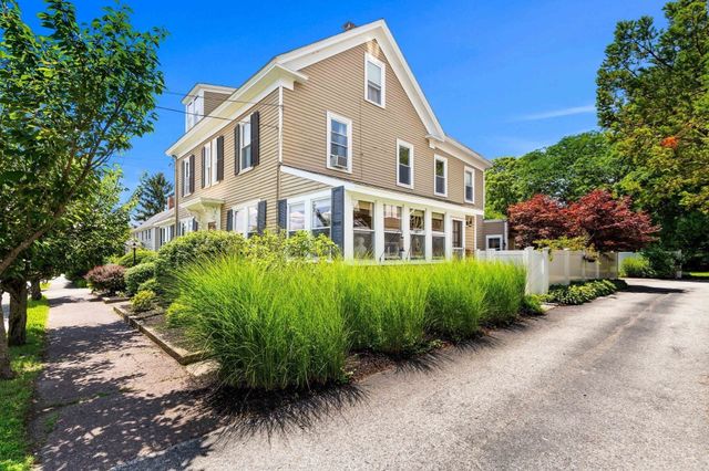 168 State St 168, Newburyport, MA 01950
