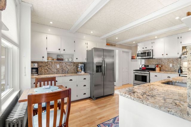 168 State St 168, Newburyport, MA 01950