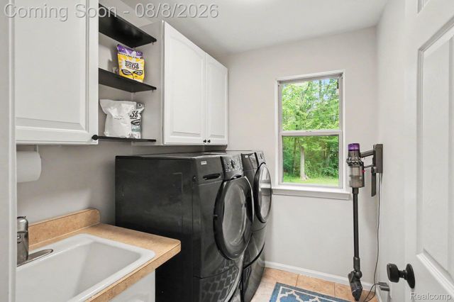 930 Chemung Forest Drive, Genoa Township, MI 48843