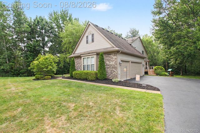 930 Chemung Forest Drive, Genoa Township, MI 48843