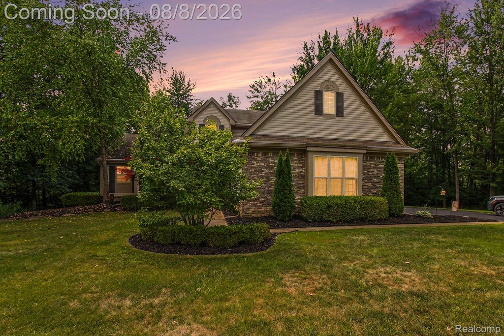 930 Chemung Forest Drive, Genoa Township, MI 48843