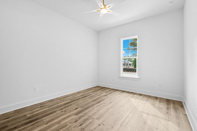 108 Meigs Drive, Shalimar, FL 32579