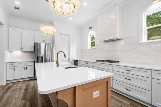 108 Meigs Drive, Shalimar, FL 32579