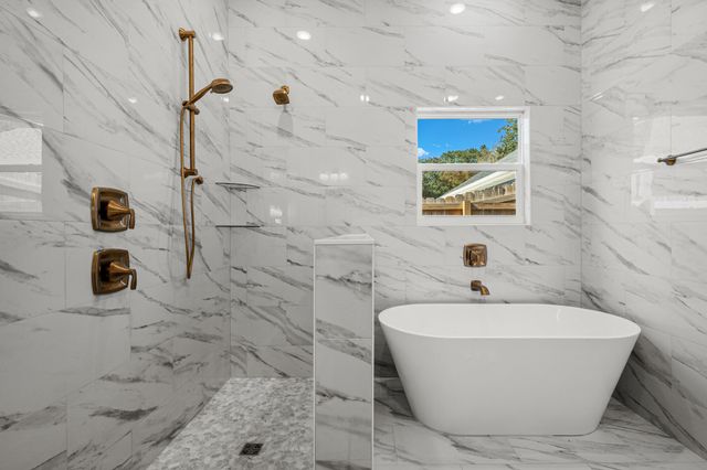 108 Meigs Drive, Shalimar, FL 32579