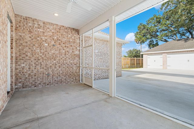 108 Meigs Drive, Shalimar, FL 32579