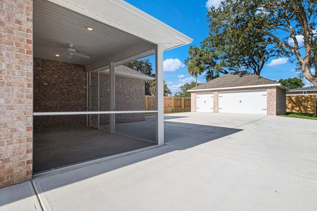 108 Meigs Drive, Shalimar, FL 32579